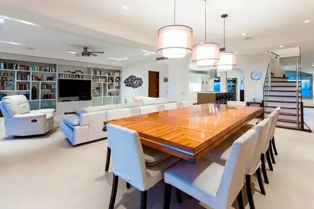 10. 4 Bedroom 4 Bath Condo For Sale In Simpson Bay Yacht Club Simpson Bay St. Maarten Dining4 22 16 11zon 17 11zon