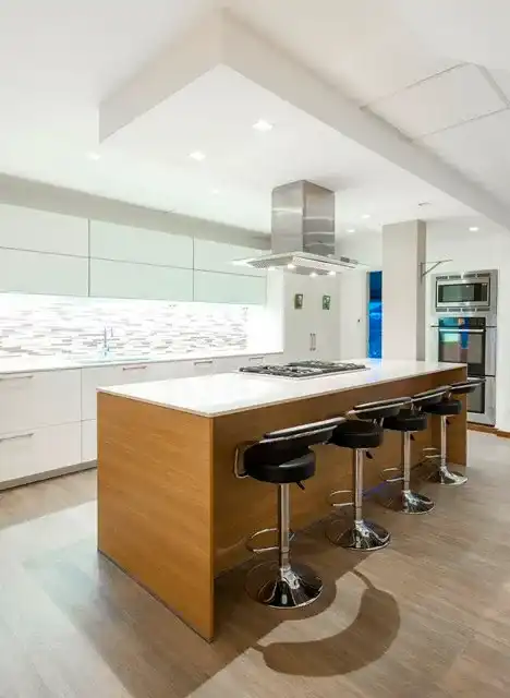 11. 4 Bedroom 4 Bath Condo For Sale In Simpson Bay Yacht Club Simpson Bay St. Maarten Kitchen 23 18 11zon 19 11zon