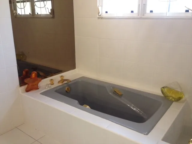 14. For Sale 4 Bedroom 4 Bath Villa Harbor View Cul De Sac St. Maarten Bathtub 17 11zon