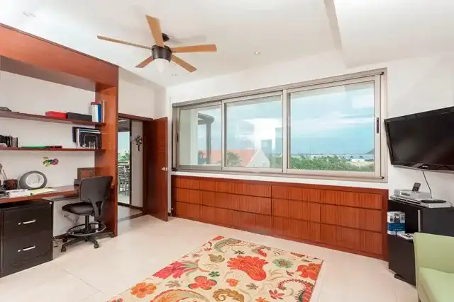19. 4 Bedroom 4 Bath Condo For Sale In Simpson Bay Yacht Club Simpson Bay St. Maarten Bedroom5 32 28 11zon 28 11zon