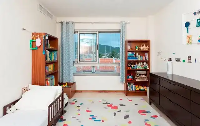 20. 4 Bedroom 4 Bath Condo For Sale In Simpson Bay Yacht Club Simpson Bay St. Maarten Bedroom6 33 29 11zon 29 11zon