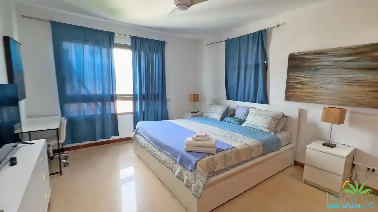 208 Inside SBYCs Penthouse With Breathtaking Views 11 52 11zon 52 11zon