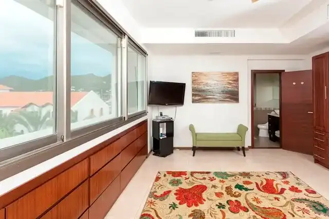 26. 4 Bedroom 4 Bath Condo For Sale In Simpson Bay Yacht Club Simpson Bay St. Maarten Bedroom11 38 35 11zon 35 11zon