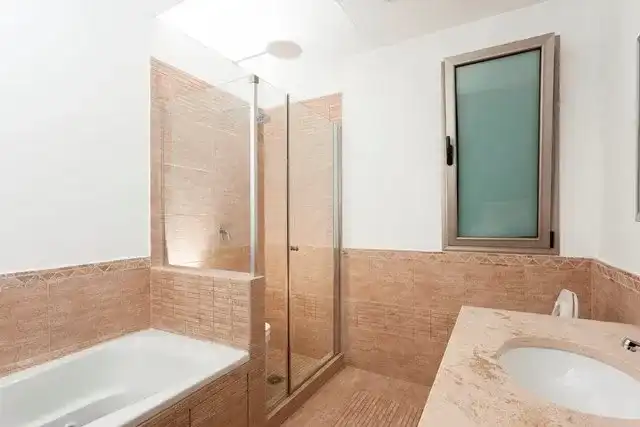 30. 4 Bedroom 4 Bath Condo For Sale In Simpson Bay Yacht Club Simpson Bay St. Maarten Bathroom4 42 41 11zon 41 11zon