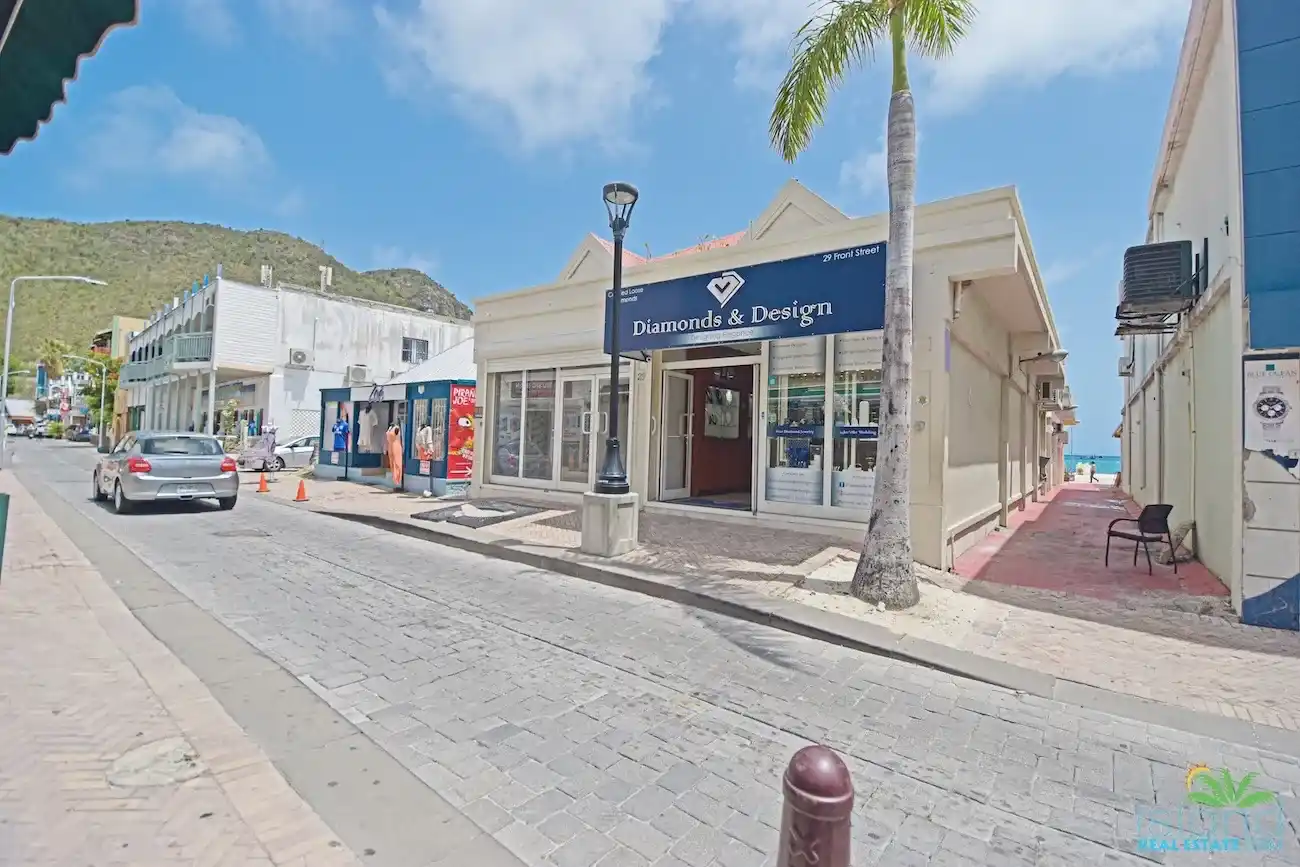 4.8 Million Beachfront Property For Sale In Philipsburg St.Maarten 7 7 11zon 7 11zon