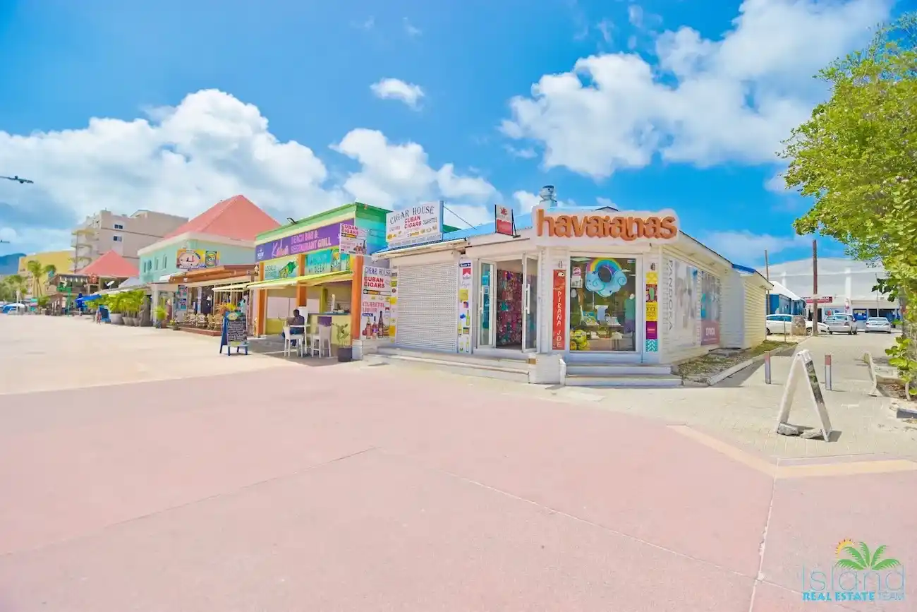 4.8 Million Beachfront Property For Sale In Philipsburg St.Maarten 9 9 11zon 9 11zon