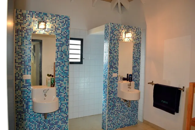 6. Villa For Sale 5 Bedroom 5 Bath Villa Guana Bay St. Maarten Bathroom 11 11zon