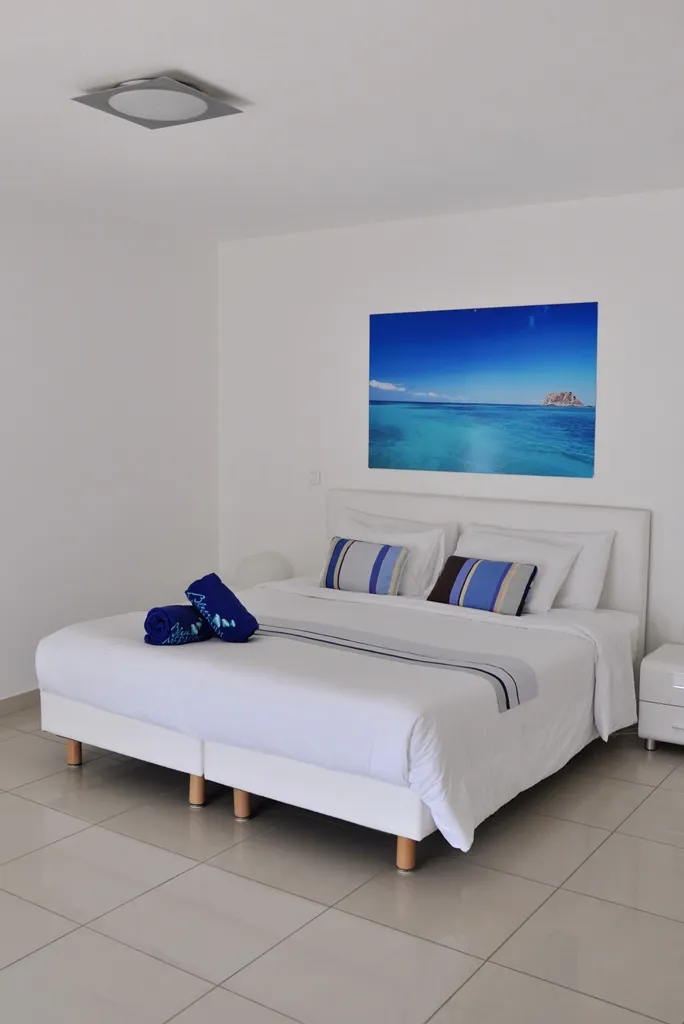 8. H¦tel Bleu Emeraude Residence Grand Case One Bedroom Apartment Ocean Front 8