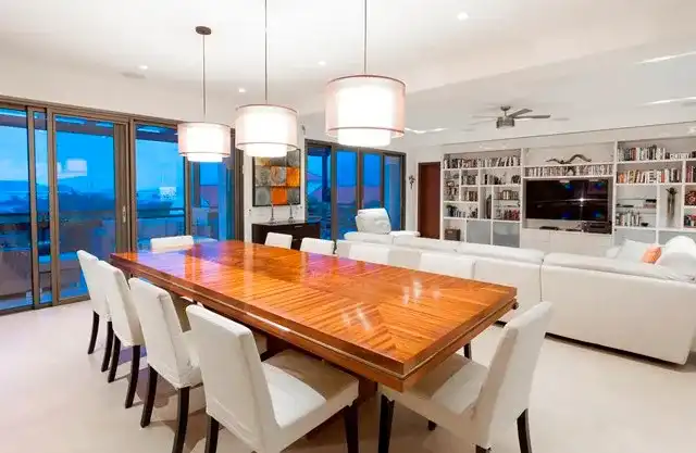 9. 4 Bedroom 4 Bath Condo For Sale In Simpson Bay Yacht Club Simpson Bay St. Maarten Dining3 21 14 11zon 15 11zon