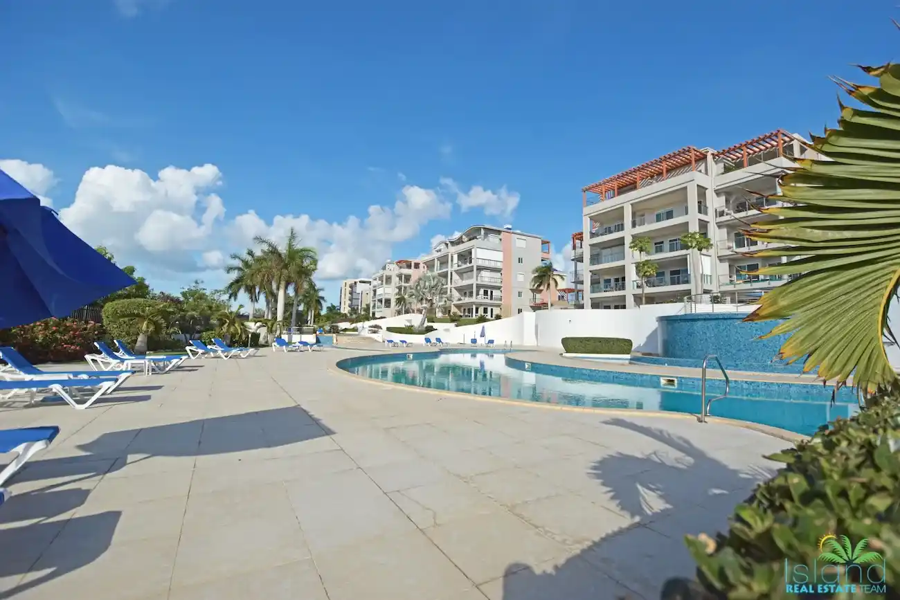 Blue Marine Condos For Sale In St Maarten Common Area 2 2 11zon 2 11zon