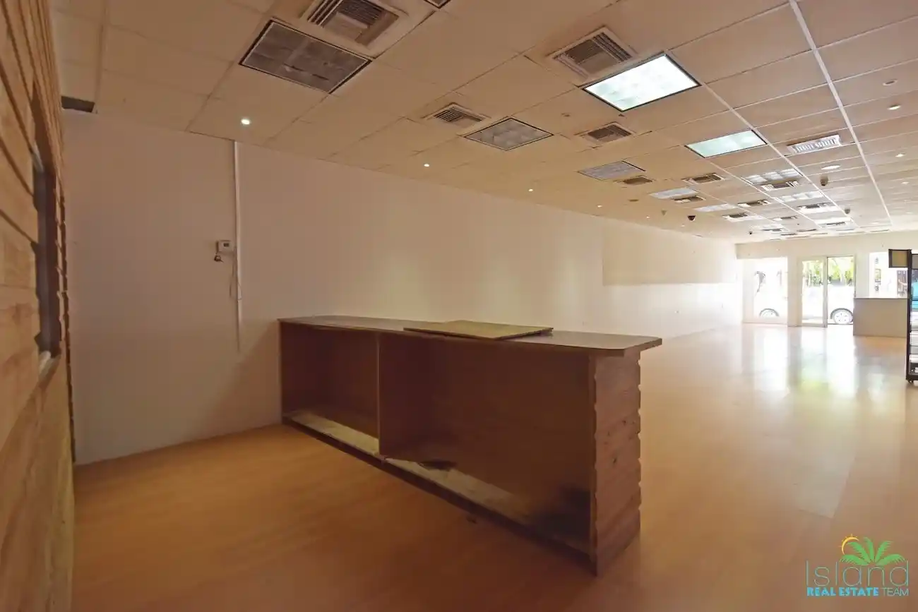 Copy Of Commercial Retail Space On Front Street St Maarten 9 10 11zon 10 11zon