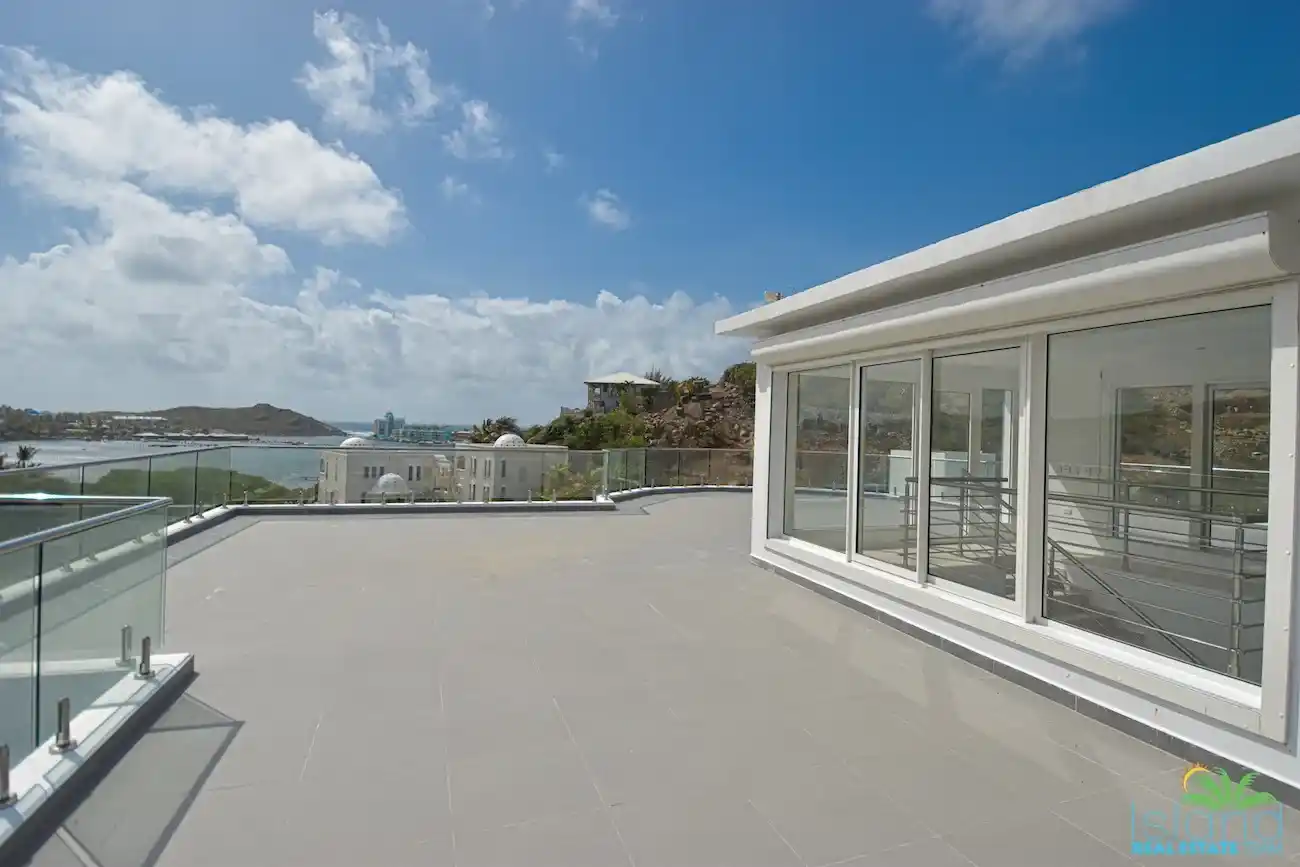 Le Diamond Blanc Condo For Sale In Oyster Pond St Maarten 16 23 11zon 24 11zon