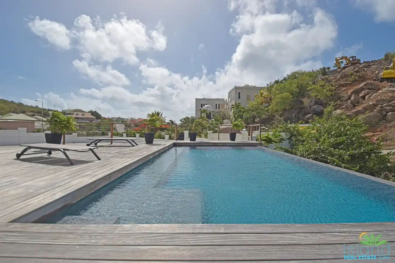 Le Diamond Blanc Condo For Sale In Oyster Pond St Maarten 18 24 11zon 25 11zon