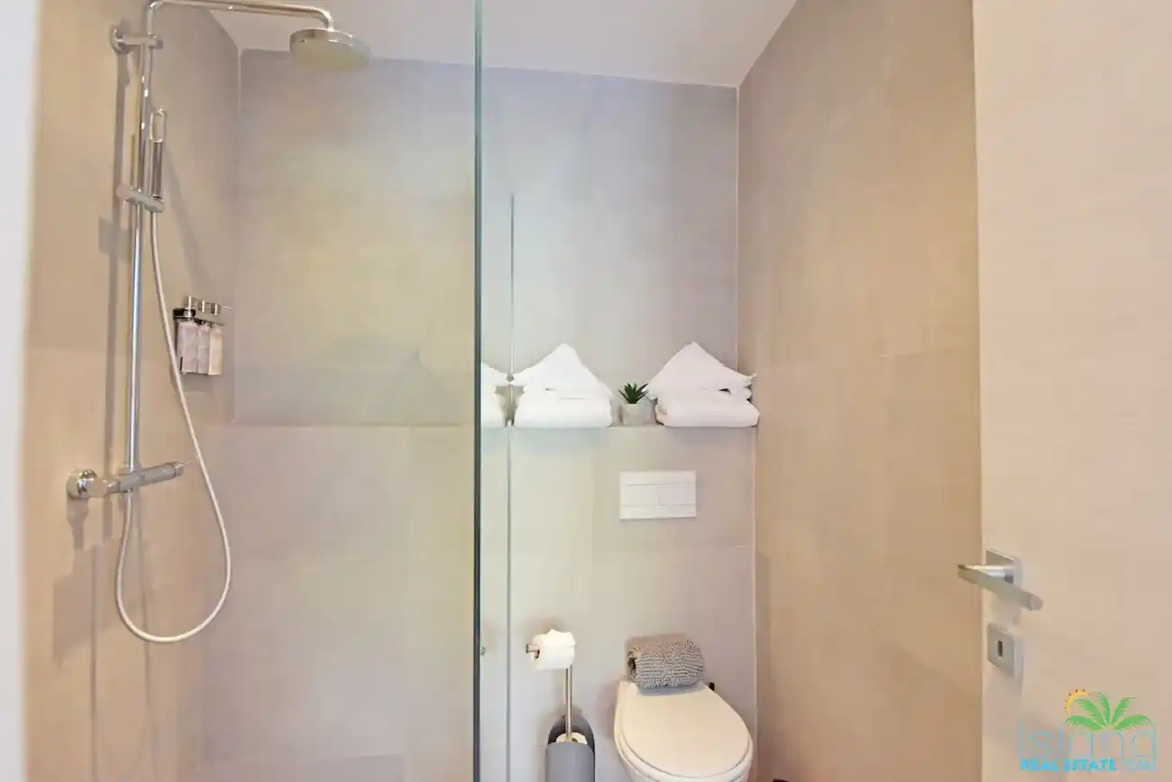 Le Diamond Blanc Condo For Sale In Oyster Pond St Maarten 31 30 11zon 31 11zon