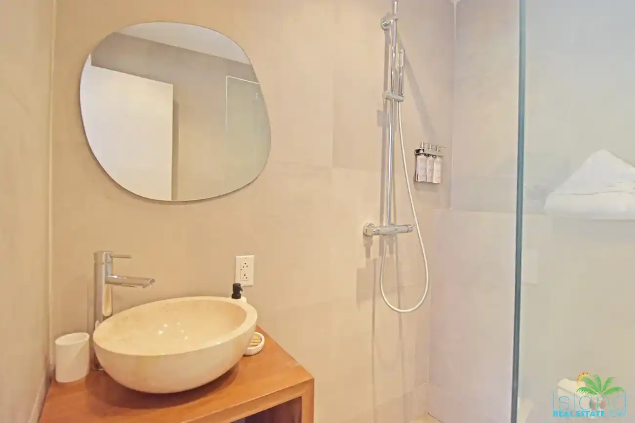 Le Diamond Blanc Condo For Sale In Oyster Pond St Maarten 32 31 11zon 32 11zon