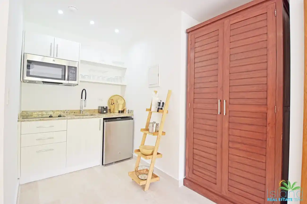 Le Diamond Blanc Condo For Sale In Oyster Pond St Maarten 33 32 11zon 33 11zon
