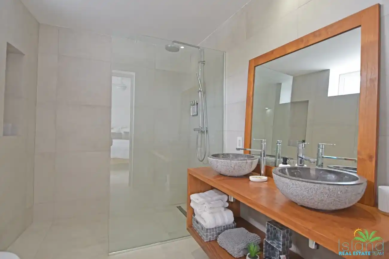 Le Diamond Blanc Condo For Sale In Oyster Pond St Maarten 7 19 11zon 20 11zon