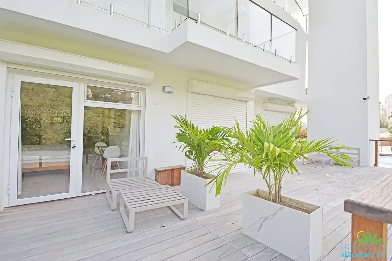 Le Diamond Blanc Condo For Sale In Oyster Pond St Maarten 8 20 11zon 21 11zon