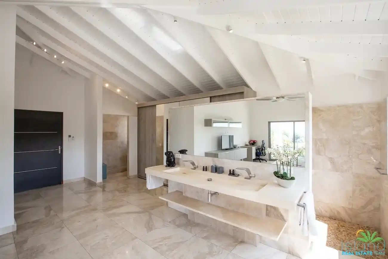 Le Grand Bleu Villa For Sale In French Side St Martin 11 11 11zon 12 11zon