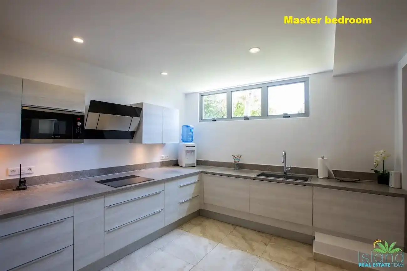 Le Grand Bleu Villa For Sale In French Side St Martin 16 MASTER BEDROOM 3 16 11zon 17 11zon