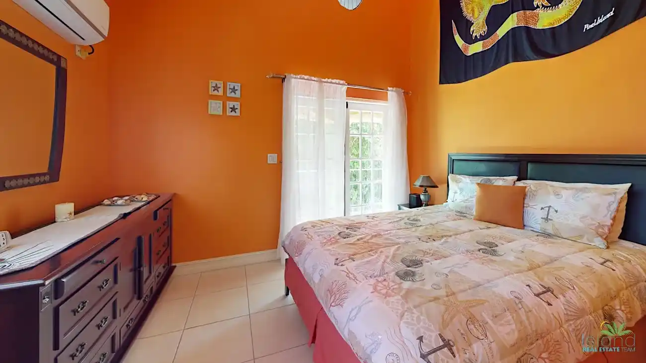 Plantation Village Bedroom 1 18 11zon 18 11zon