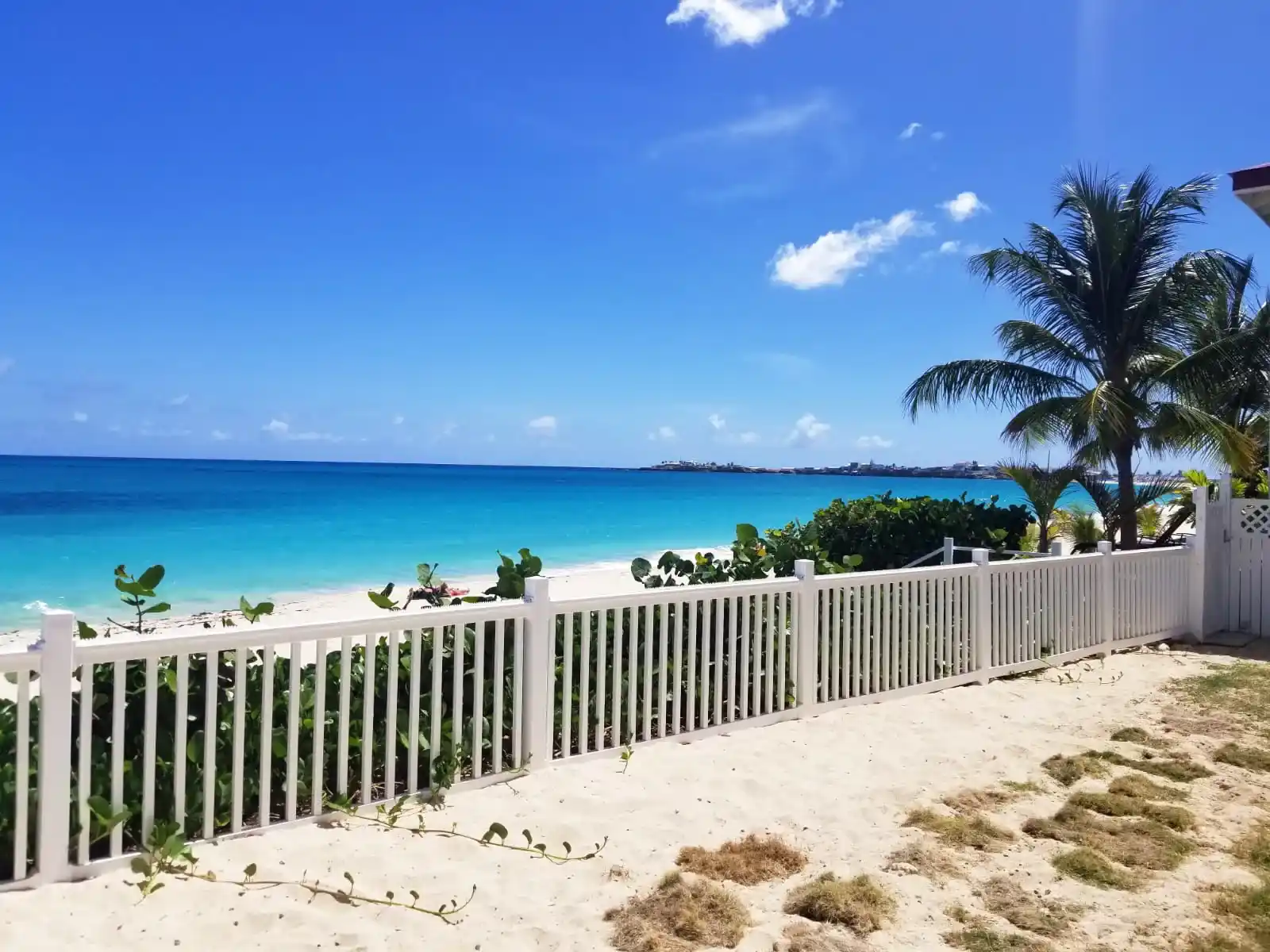 Available For Longterm Rental 2 Bedroom Ocean Front Condo Sint Maarten Simpson Bay 32 1 11zon 32 11zon