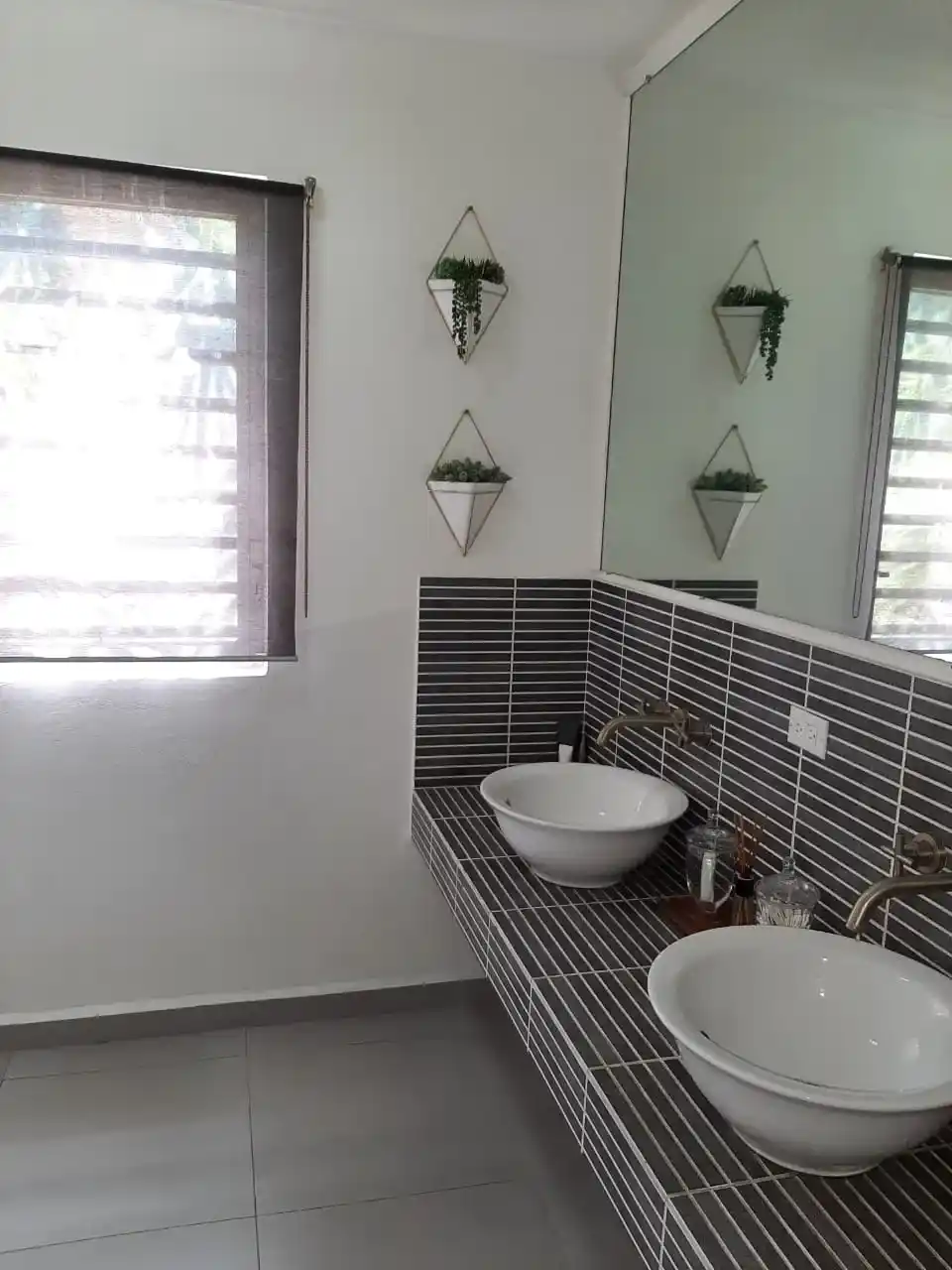 Available For Longterm Rental 3 Bedrooms2 Bath Villa St. Maarten Defiance 10 10 11zon 10 11zon