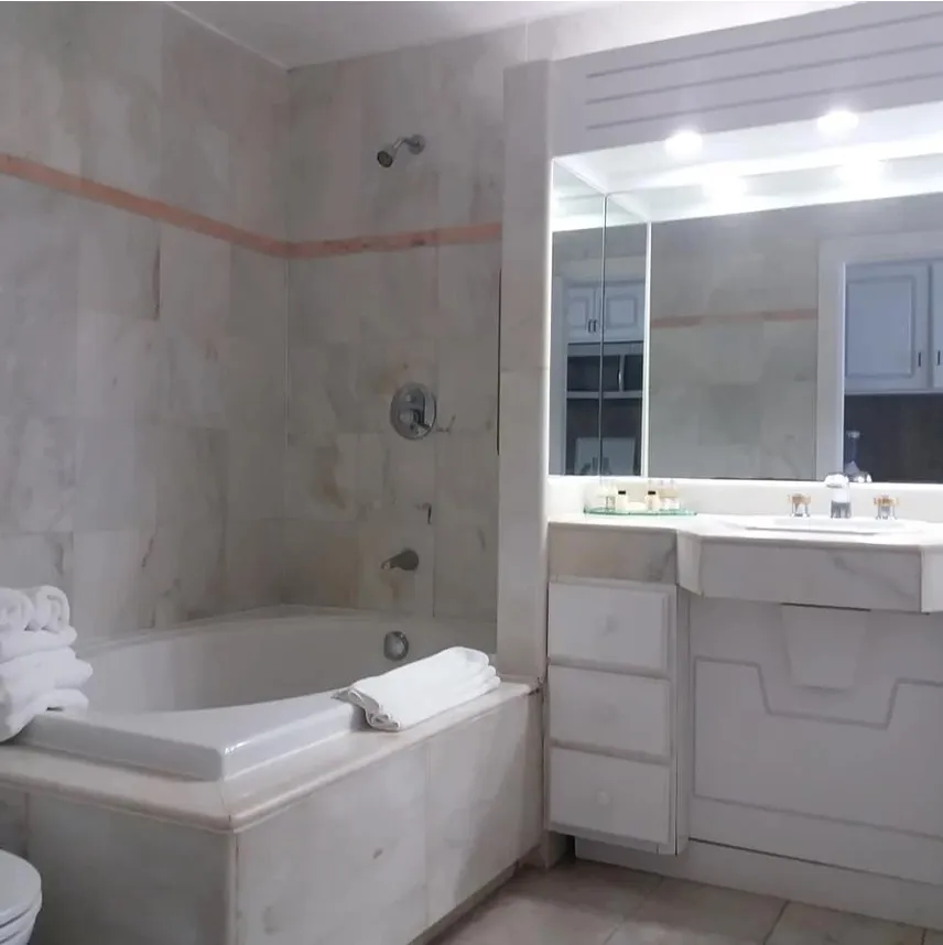 Bathroom 4 1 11zon