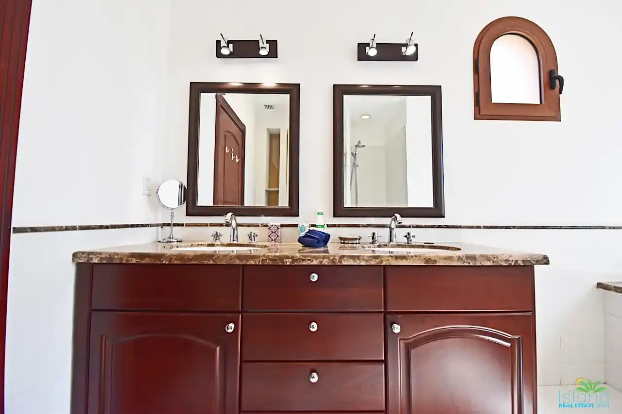 For Sale 2 Bedroom 2 Bathroom Lagoon Front Condo Sint Maarten Cupecoy 18 18 11zon 18 11zon
