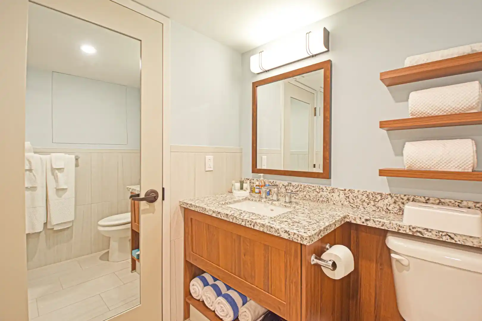 For Sale 2 Bedroom Beach Front Condo Sint Maarten Simpson Bay 12 20 11zon 20 11zon