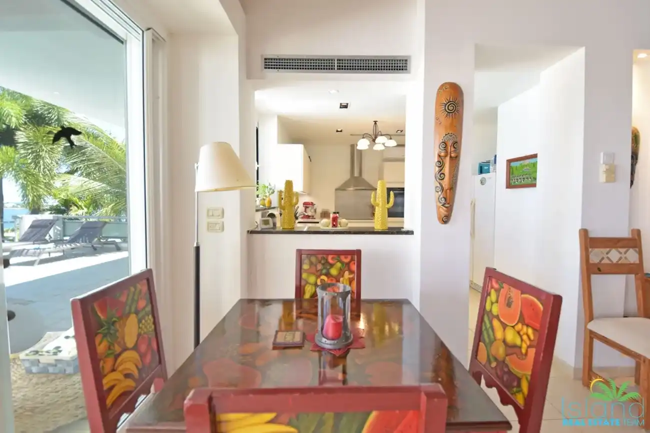 For Sale 2 Bedroom Lagoon Front Villa Sint Maarten Maho Area 15 15 11zon 15 11zon