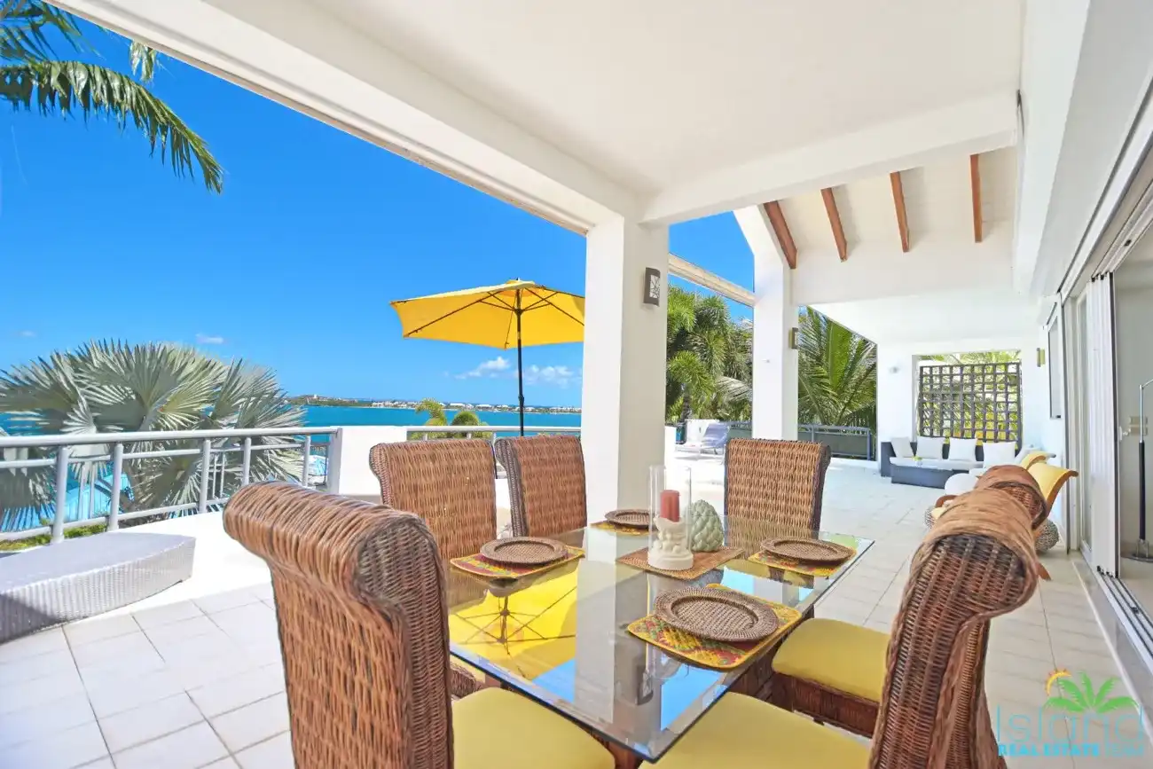 For Sale 2 Bedroom Lagoon Front Villa Sint Maarten Maho Area 1 1 11zon 1 11zon