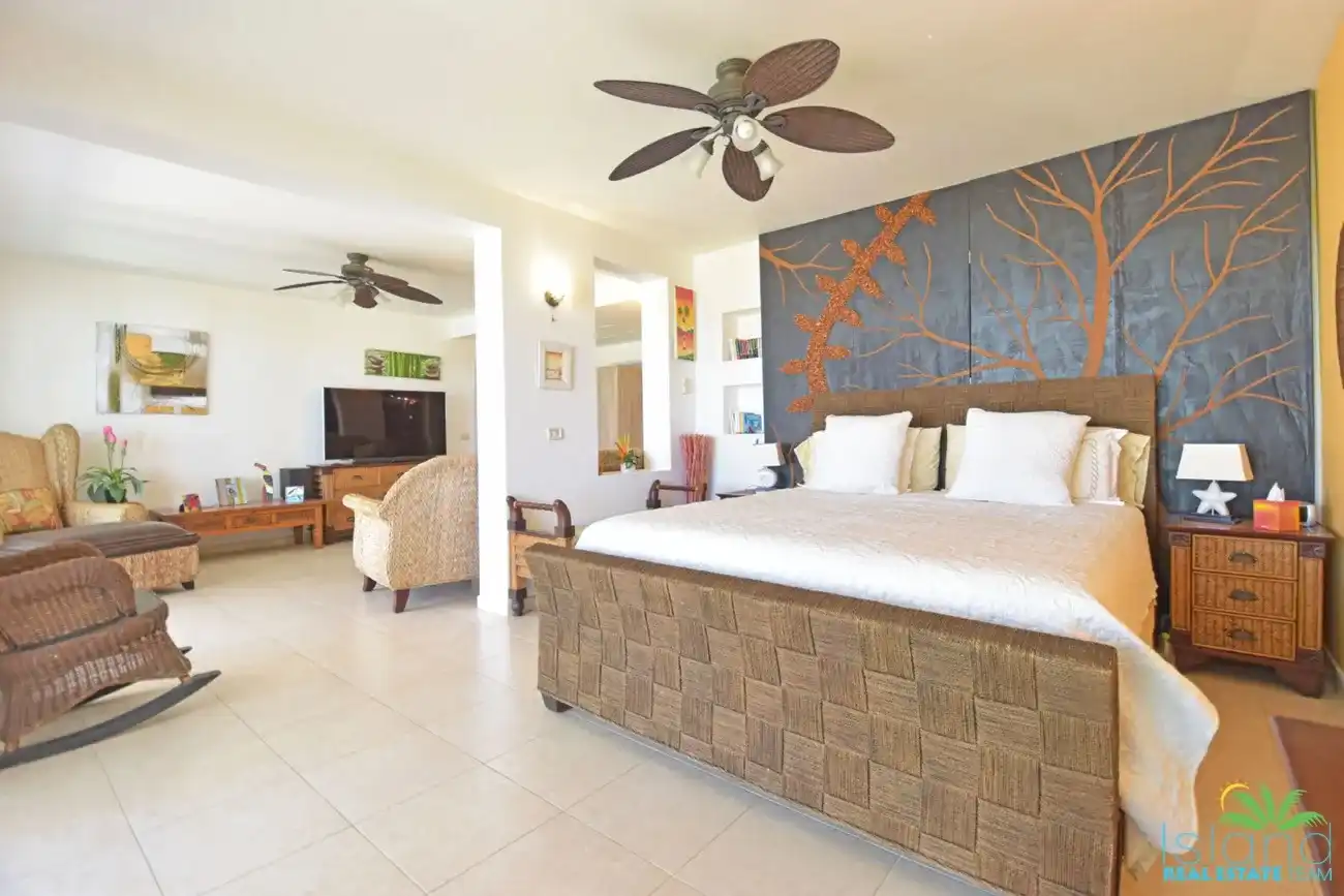 For Sale 2 Bedroom Lagoon Front Villa Sint Maarten Maho Area 21 21 11zon 21 11zon
