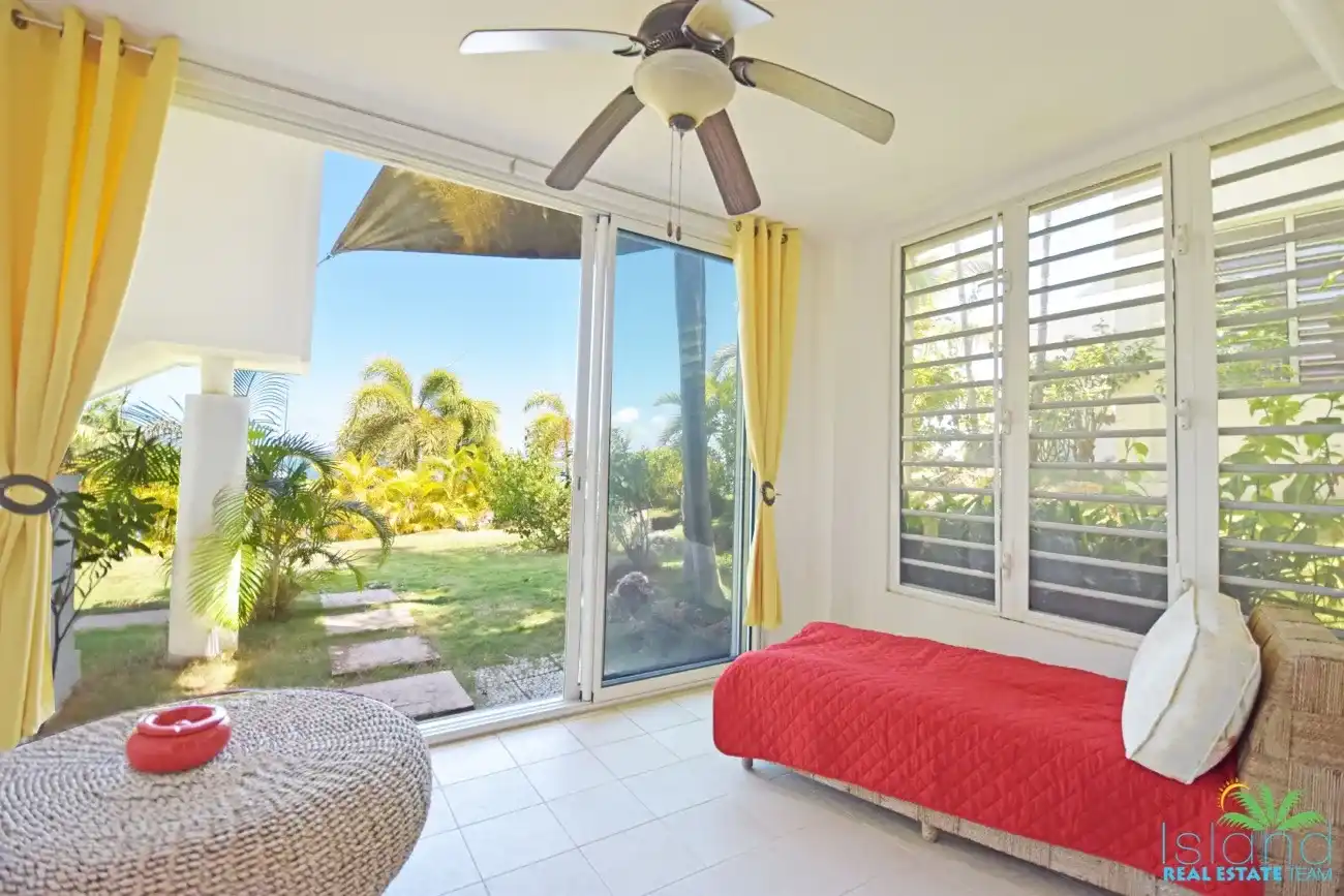 For Sale 2 Bedroom Lagoon Front Villa Sint Maarten Maho Area 22 22 11zon 22 11zon