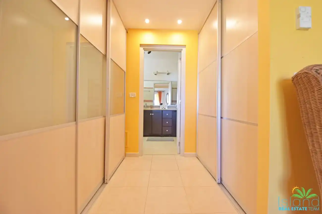 For Sale 2 Bedroom Lagoon Front Villa Sint Maarten Maho Area 23 23 11zon 23 11zon