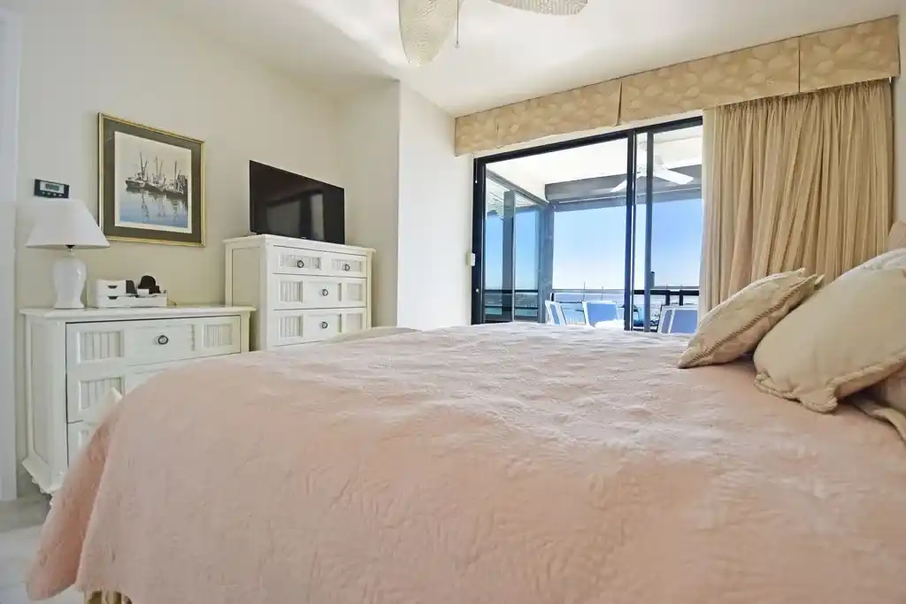 For Sale 2 Bedroom Ocean Front Condo St. Maarten Simpson Bay 11 20 11zon 20 11zon