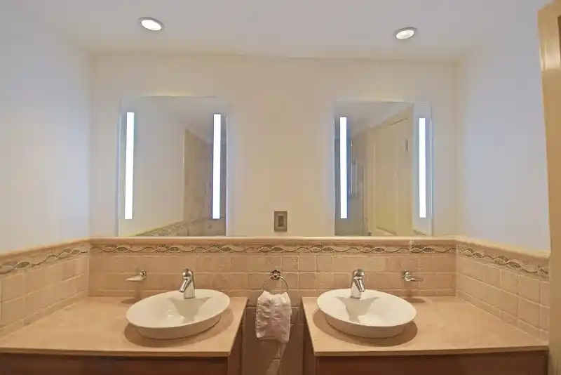 For Sale 2 Bedroom Ocean View Condo Sint Maarten Cupecoy 18 16 11zon 16 11zon