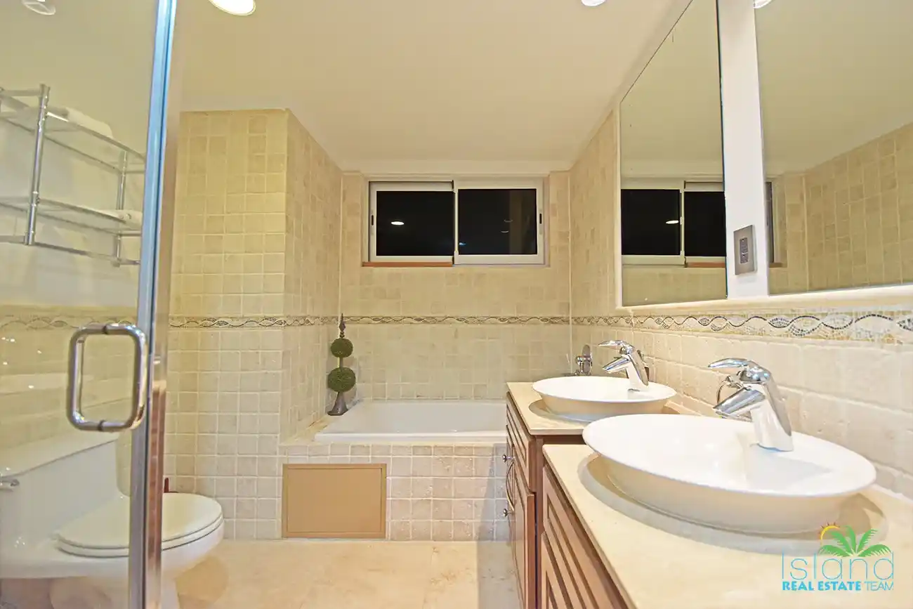 For Sale 2 Bedroom Ocean View Condo Sint Maarten Cupecoy 19 18 11zon 18 11zon