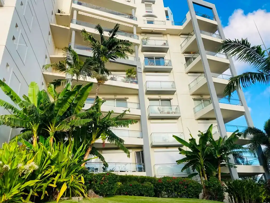 For Sale 2. Bedroom 2.5 Bath Condo St. Maarten Maho 18 34 11zon 34 11zon