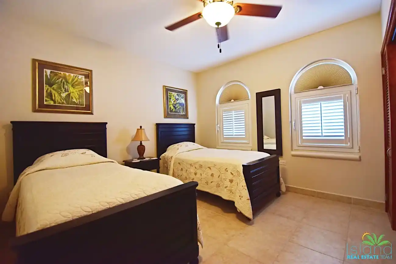 For Sale 3 Bedroom 2 Bath Ocean View Condo Sint Maarten Cupecoy 9 15 11zon 15 11zon