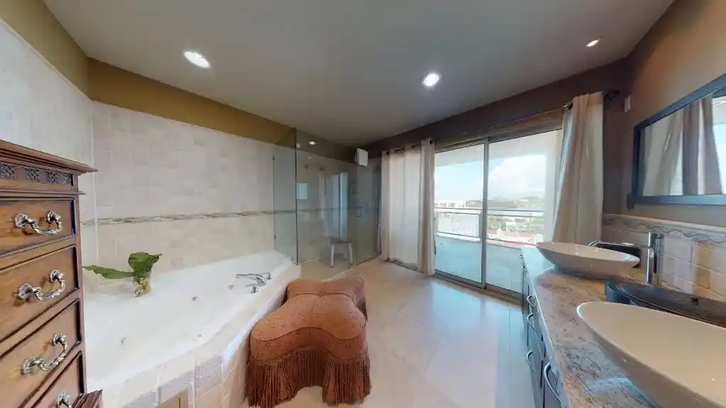 For Sale 4 Bedroom 4.5 Bath Beach Front Condo Sint Maarten Cupecoy 12 12 11zon 12 11zon
