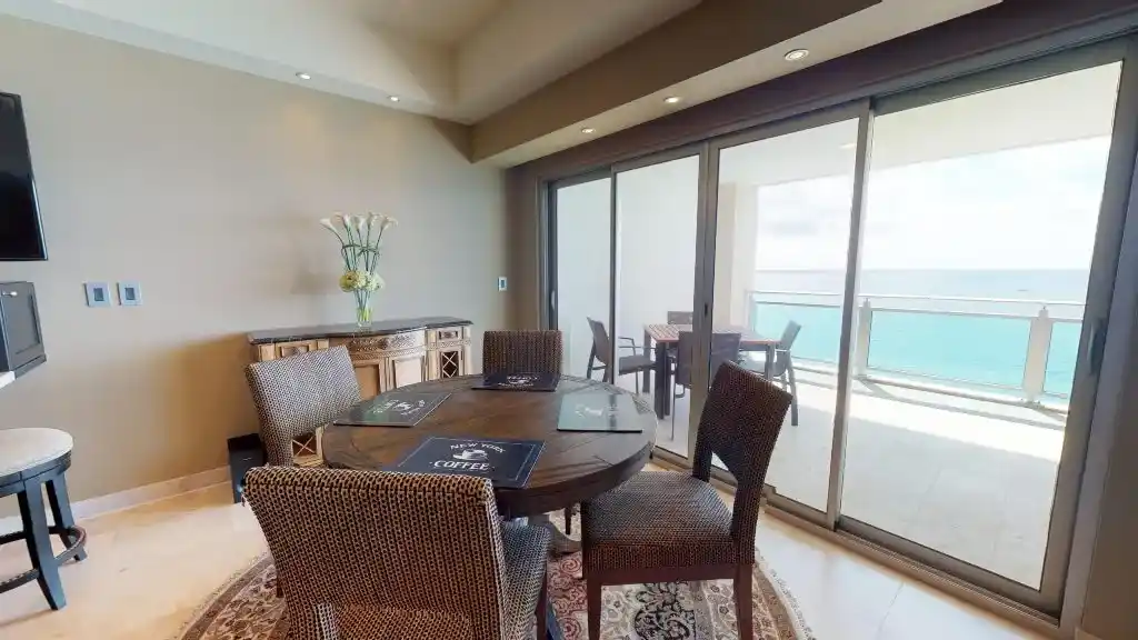 For Sale 4 Bedroom 4.5 Bath Beach Front Condo Sint Maarten Cupecoy 7 7 11zon 7 11zon