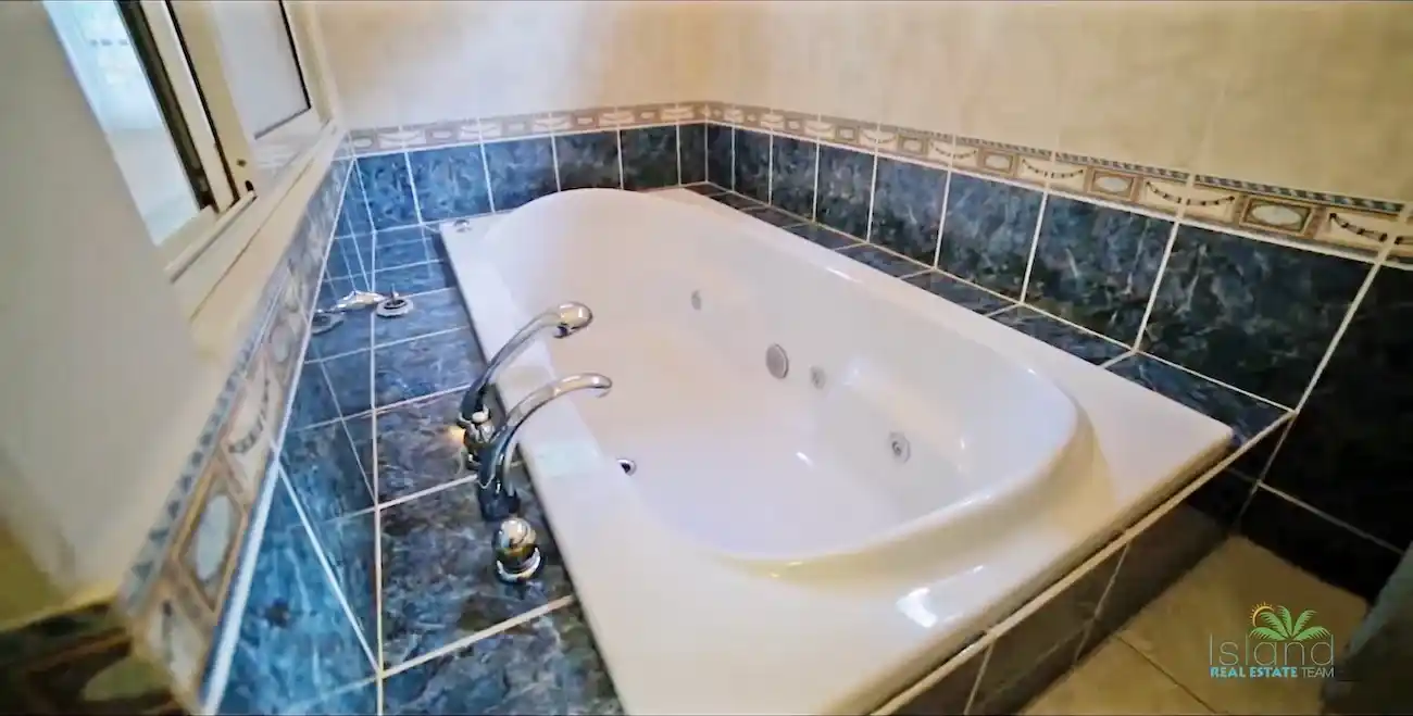 For Sale 4 Bedroom 4.5 Family Home Villa Sint Maarten Cay Hill 10 10 11zon 10 11zon