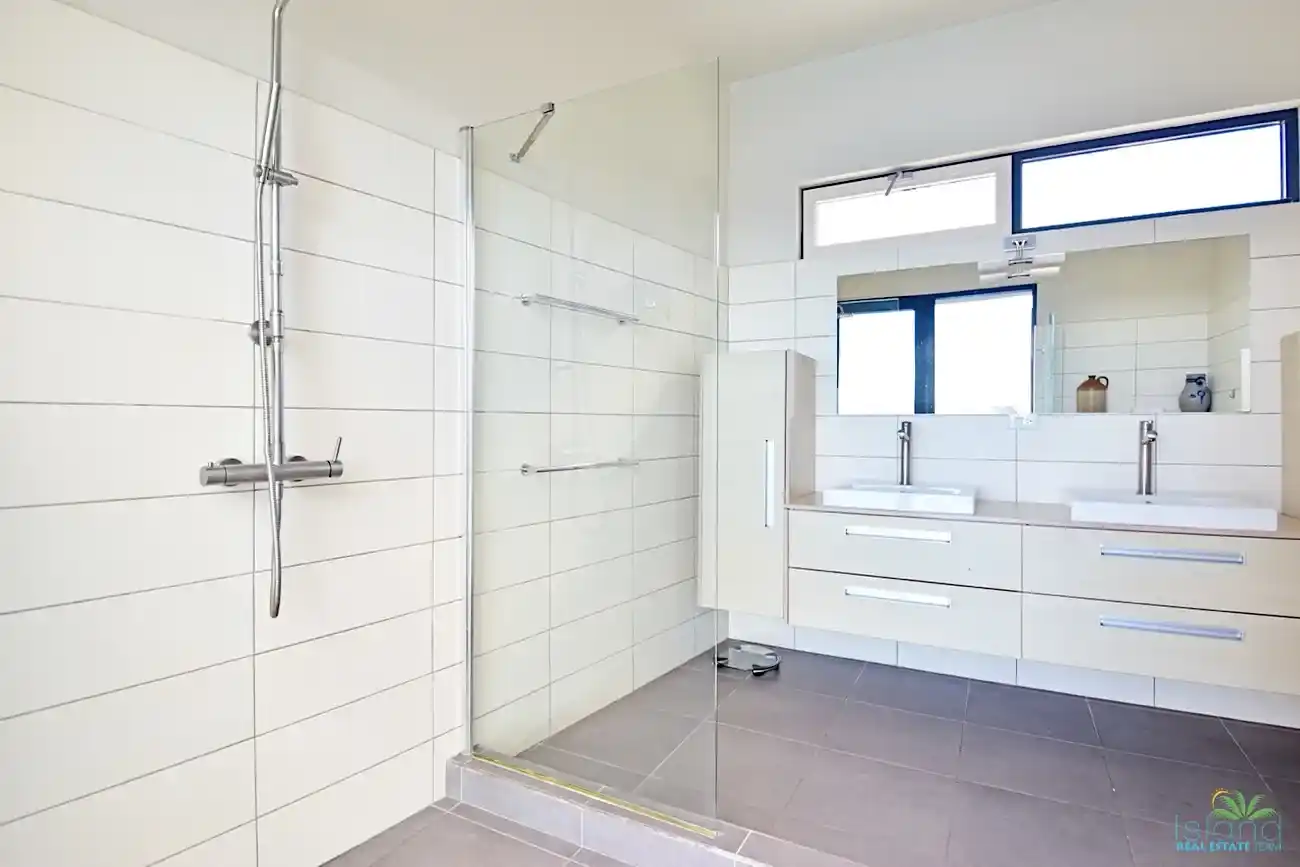 For Sale 4 Bedroom Ocean View Villa Sint Maarten Oyster Pond 11 31 11zon 31 11zon