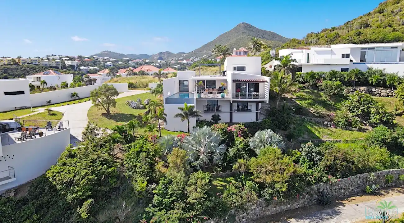 For Sale 4 Bedroom Ocean View Villa Sint Maarten Oyster Pond 1 25 11zon 25 11zon