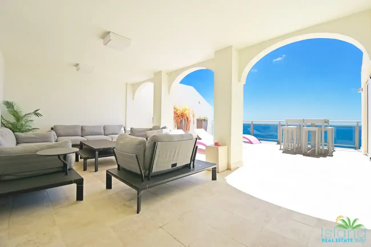 For Sale 5 Bedroom 4 Bath Ocean Front Condo Sint Maarten Cupecoy 10 11 11zon 11 11zon