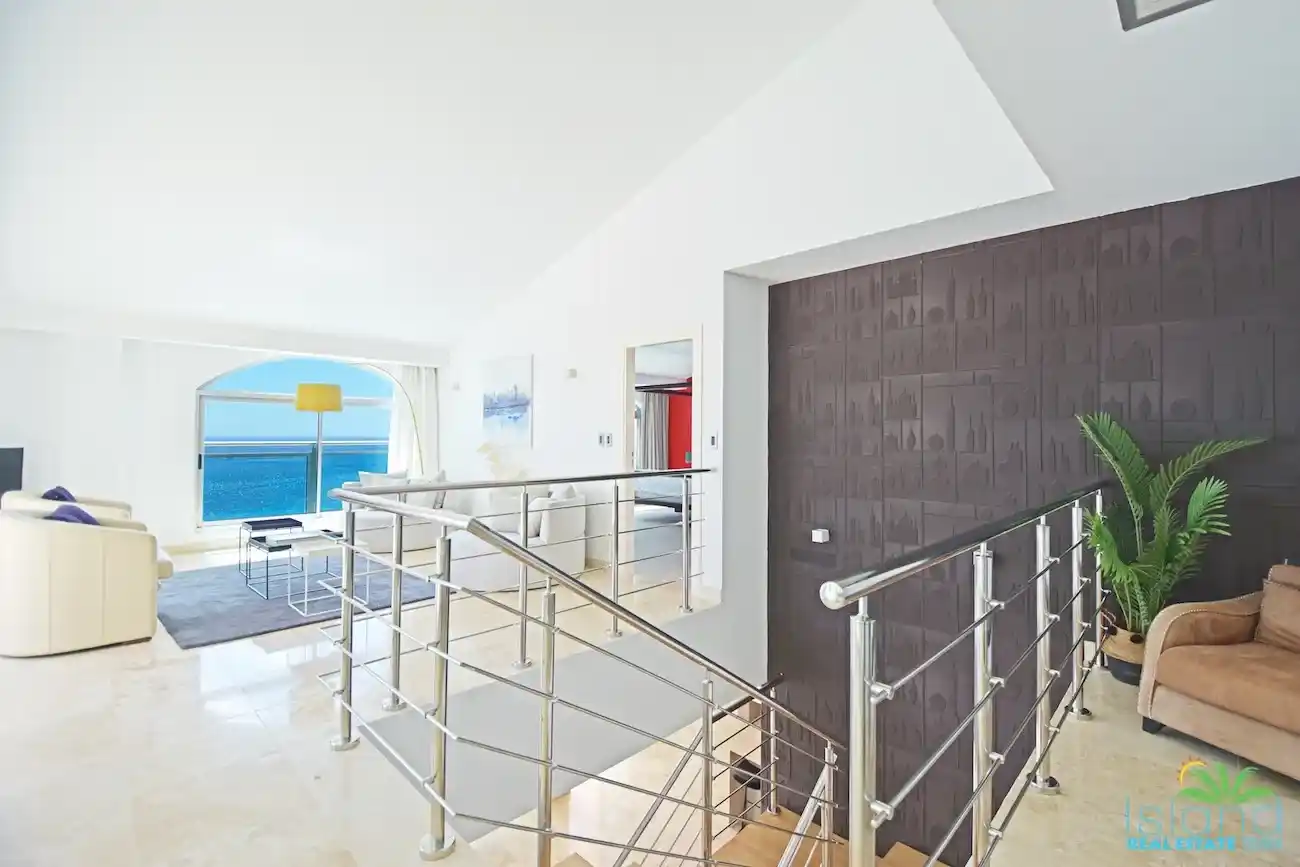 For Sale 5 Bedroom 4 Bath Ocean Front Condo Sint Maarten Cupecoy 17 18 11zon 18 11zon