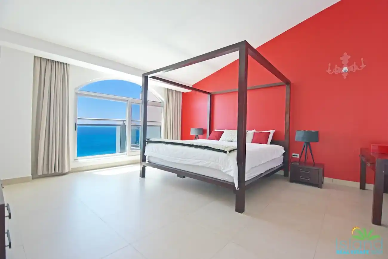 For Sale 5 Bedroom 4 Bath Ocean Front Condo Sint Maarten Cupecoy 24 25 11zon 25 11zon