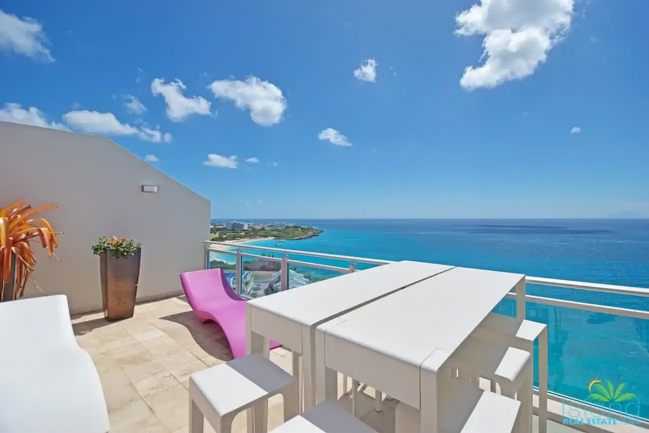 For Sale 5 Bedroom 4 Bath Ocean Front Condo Sint Maarten Cupecoy 34 34 11zon 34 11zon