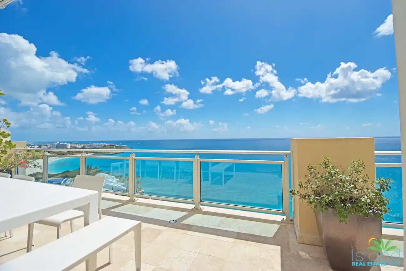 For Sale 5 Bedroom 4 Bath Ocean Front Condo Sint Maarten Cupecoy 3 5 11zon 5 11zon